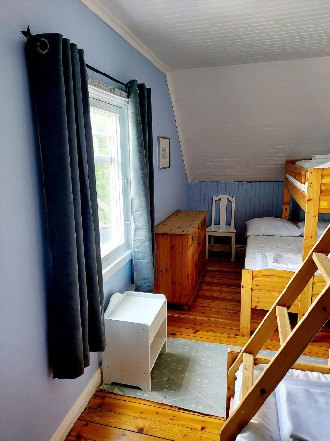 Solrik beliggenhet i Lofotens største fiskevær Villa Ballstad Eksteriør bilde